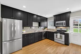 8628 Mayflower Ct, Saint Louis, MO 63132 - Photo 11