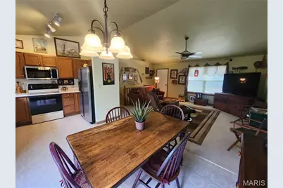 379 Martin Field Court, Villa Ridge, MO 63089 - Photo 5