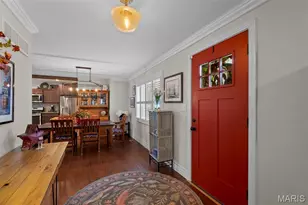 9842 Coventry Ln, Saint Louis, MO 63123 - Photo 3