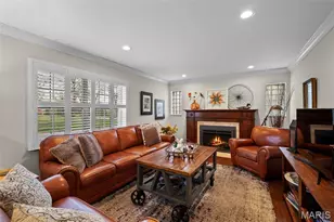 9842 Coventry Ln, Saint Louis, MO 63123 - Photo 11