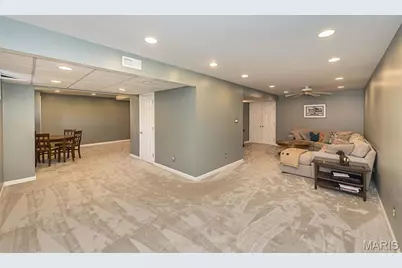 1961 Hedge Drive, O'Fallon, MO 63366 - Photo 33