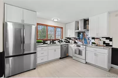 2175 Somerset Drive, Florissant, MO 63033 - Photo 11