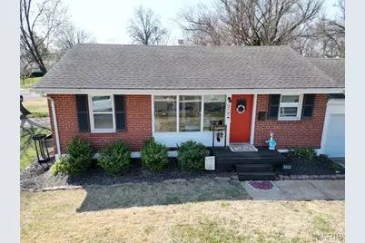 210 Saint Florent Lane, Florissant, MO 63031 - Photo 9