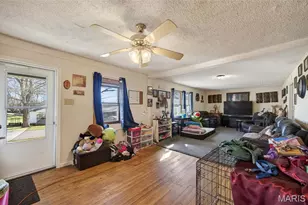 307 Webster St, Richland, MO 65556 - Photo 9