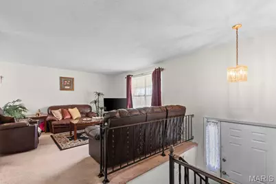 1771 Redcoat Drive, Maryland Heights, MO 63043 - Photo 5