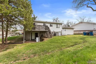 1771 Redcoat Drive, Maryland Heights, MO 63043 - Photo 25