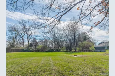 724 Baltic Drive, Florissant, MO 63031 - Photo 5