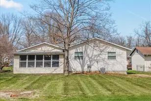 724 Baltic Dr, Florissant, MO 63031 - Photo 3