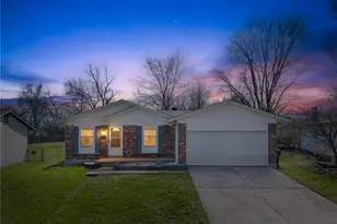 724 Baltic Dr, Florissant, MO 63031 - Photo 7