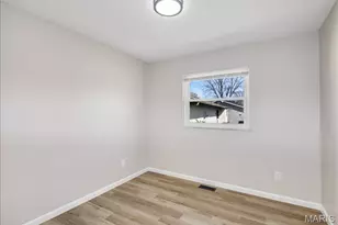 724 Baltic Dr, Florissant, MO 63031 - Photo 19