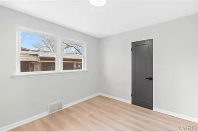 7171 White Oak Lane, University City, MO 63130 - Photo 13