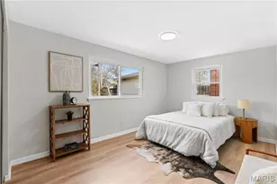 7171 White Oak Ln, University City, MO 63130 - Photo 15