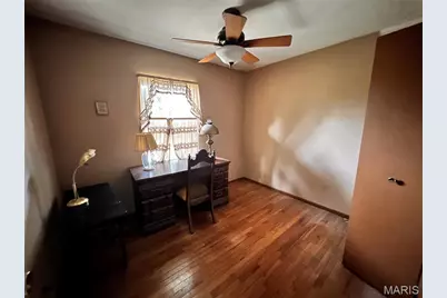 4208 Massabielle Drive, Saint Louis, MO 63129 - Photo 7