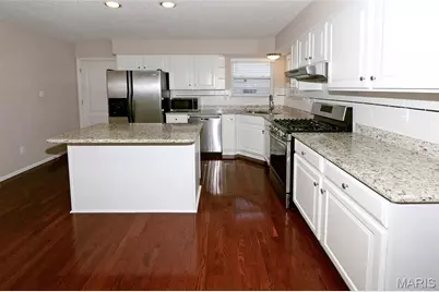 5023 Royal Burgess Drive, Saint Peters, MO 63304 - Photo 9