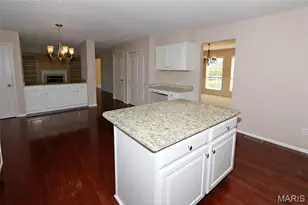 5023 Royal Burgess Dr, Saint Peters, MO 63304 - Photo 11