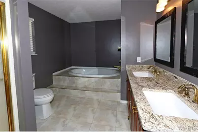 5023 Royal Burgess Drive, Saint Peters, MO 63304 - Photo 19