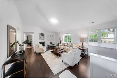 8930 Cardinal Terrace, Saint Louis, MO 63144 - Photo 3