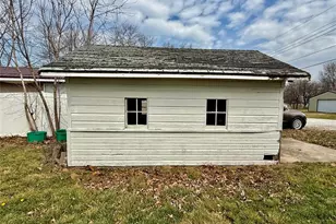 559 W Bell St, Montgomery City, MO 63361 - Photo 11