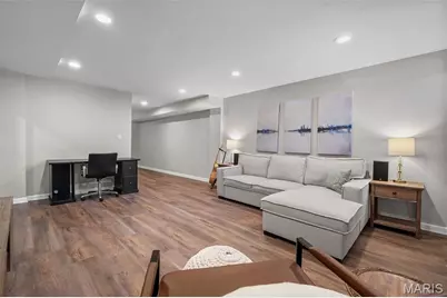 15927 Forest Valley Drive, Ballwin, MO 63021 - Photo 41