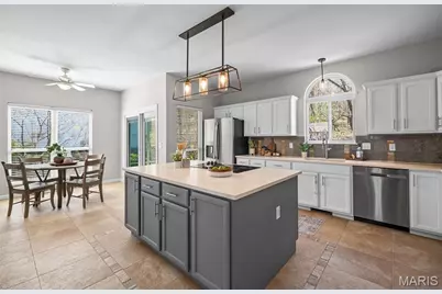 15927 Forest Valley Drive, Ballwin, MO 63021 - Photo 17