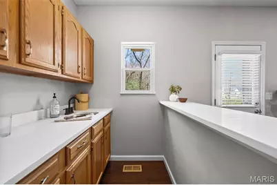 15927 Forest Valley Drive, Ballwin, MO 63021 - Photo 15