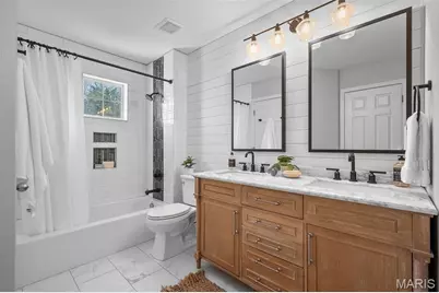 15927 Forest Valley Drive, Ballwin, MO 63021 - Photo 35