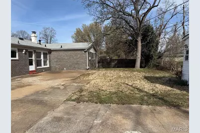 2910 Wellington Drive, Florissant, MO 63033 - Photo 17