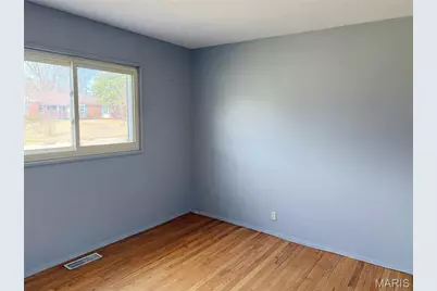 2910 Wellington Drive, Florissant, MO 63033 - Photo 13