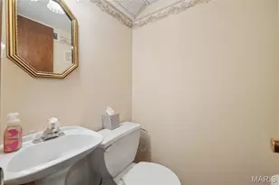 9835 Ridgely Ln, Saint Louis, MO 63123 - Photo 13