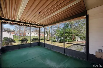 9835 Ridgely Lane, Saint Louis, MO 63123 - Photo 17