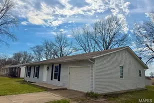 1063 Ravenwood Dr, Montgomery City, MO 63361 - Photo 25