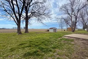 1063 Ravenwood Dr, Montgomery City, MO 63361 - Photo 21