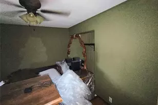 2703 Aberdeen Dr, Florissant, MO 63033 - Photo 49