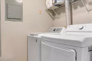 5133 Hollow Wood Ct, Saint Louis, MO 63128 - Photo 17