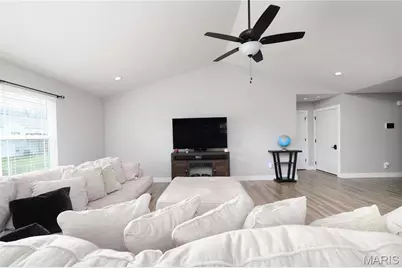 137 Mary Catherine Street, Waynesville, MO 65583 - Photo 7