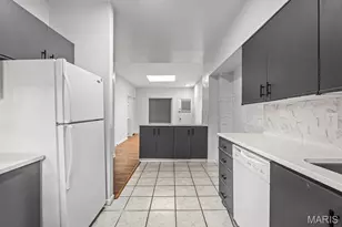 1722-28 Waverly Pl, Saint Louis, MO 63104 - Photo 9