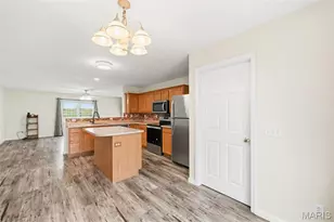 655 Hwy Jj, Elsberry, MO 63343 - Photo 17