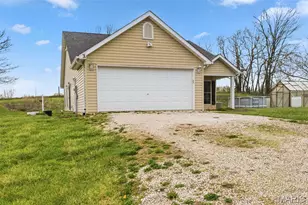 655 Hwy Jj, Elsberry, MO 63343 - Photo 45