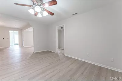 202 W Canada Street, Sturgeon, MO 65284 - Photo 7