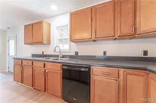 202 W Canada St, Sturgeon, MO 65284 - Photo 11