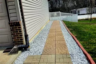 210 Creekwood Blvd, Troy, MO 63379 - Photo 9