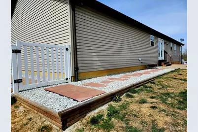 210 Creekwood Boulevard, Troy, MO 63379 - Photo 11