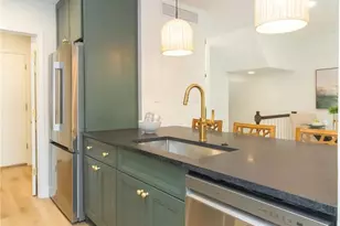 1726 Blue Oak Dr, Chesterfield, MO 63017 - Photo 9