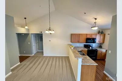 231 Saravalle Drive, Saint Peters, MO 63376 - Photo 5