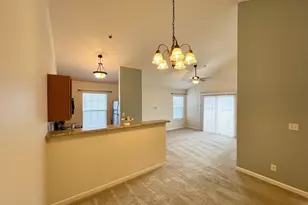 231 Saravalle Dr, Saint Peters, MO 63376 - Photo 3