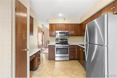 313 Providence Road, Ballwin, MO 63011 - Photo 11