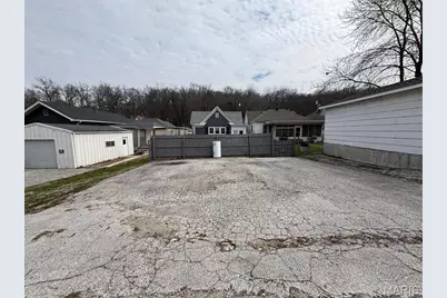 1013 Fulton Avenue, Hannibal, MO 63401 - Photo 23