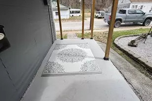 1013 Fulton Ave, Hannibal, MO 63401 - Photo 3