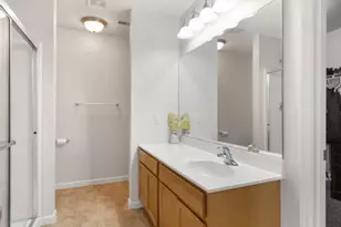 1021 Chesterfield Dr, Wentzville, MO 63385 - Photo 25