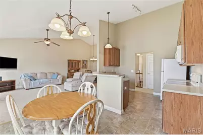 111 Long and Winding Road, Saint Peters, MO 63376 - Photo 15